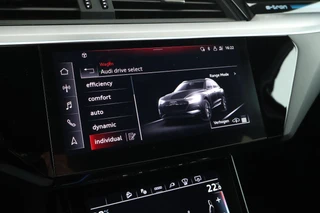 Audi Q8 e-tron 50 340pk quattro S Edition 95 kWh SOH 100% B&O HUD Keyless Stoelverwarming Camera Panoramadak Navigatie 2x S-Line / 31