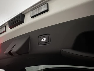 KIA Seltos 1.6 T-GDi DCT7 X-Line Demo Edition / 32