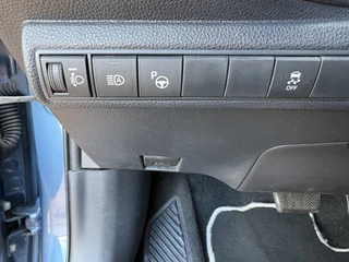 Toyota Corolla Touring Sports 1.8 Hybrid Business Plus  KEYLESS/CAMERA/ADAPT.CRUISE/PDC / 33