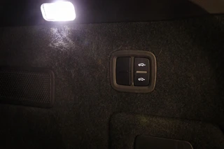 Porsche Cayenne 3.0 E-Hybrid Platinum Edition | LUCHTVERING | MASSAGE | STOELVENTILATIE | COMFORTSTOELEN | CAMERA | 22" / 18
