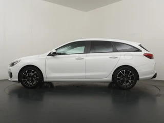 Hyundai i30 Wagon 1.0 T-GDI Comfort  Lendensteunverstelling - Cruise Control - Achteruitrijcamera - Climate Control / 4