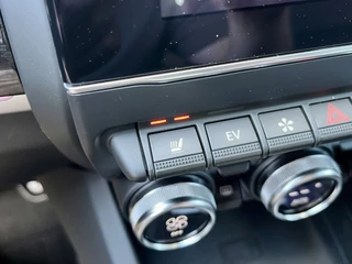 Renault Arkana 1.6 E-Tech Full Hybrid 145 E-Tech Engineered | Stoel+Stuurverwarming | (IACC) Intelligent Adaptive Cruise Control | Dodehoek | Draadloze Telefoonlader | Easy Park Assist | Navigatie | Climate Control | Reservewiel | Apple CarPlay/Androi / 31