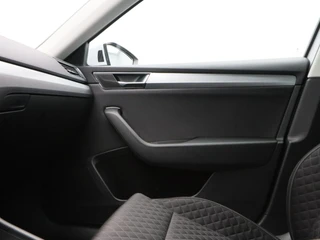 Škoda Superb Combi 1.4 TSi 218 Pk iV Business Edition Plus / 31