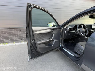CUPRA Formentor 1.4 TSI e-Hybrid Essential CARPLAY*HAAK*PDC*TOPSTAAT1 / 35
