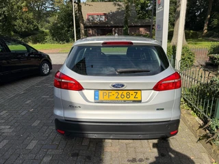 Ford Focus Wagon 1.0 Trend / 33