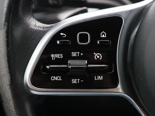 Mercedes-Benz CLA-klasse Shooting Brake 180 Business Solution 136 Pk Automaat | Stoelverwarming | Camera | Cruise Control | CarPlay | Climatronic | 16 Inch | 97.722 Km !! / 21