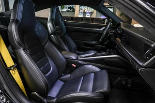 Porsche 911 3.8 Turbo S|PCCB|Matrix|Chrono|Schuifdak|Carbon / 24