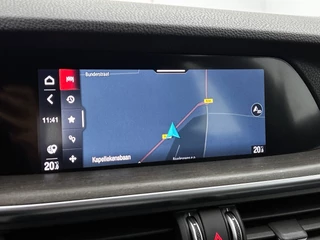 Alfa Romeo Stelvio 2.0 T AWD Ti Q4 | Automaat | Adaptive Cruise | Stoelverwarming | Navigatie | Camera | Leder | BTW / 22