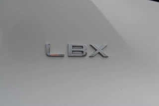 Lexus LBX 1.5 Cool 2WD ELEK-STOEL STOELVERWARMING KEYLESS ELEK-KOFFERKLEP BLIND-SPOT / 12