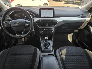 Ford Focus Wagon 1.0 EcoBoost NAVI TEL LM PDC CAMERA / 9