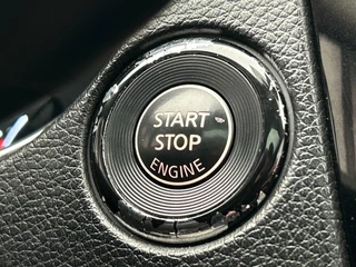 Nissan Qashqai 1.2 N-Connecta | Panoramadak | Navigatie | 360 camera | Stoel Verwarming | Cruise/Control | Climate/Control | / 11