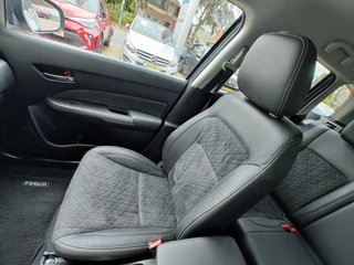 Suzuki Vitara 1.5 HYBRID STYLE AUTOMAAT  Adaptive Cruise | Dodehoeksensoren | Keyless / 33