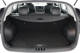 Kia Niro 1.6 GDi Hybrid DynamicLine  - Automaat - Trekhaak - Achteruitrijcamera - Navigatie - Cruise Control - Climate Control - 12 maanden bovag garantie / 37