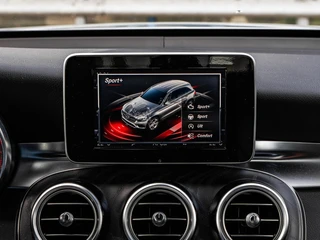 Mercedes-Benz GLC-klasse 250 4MATIC Premium Plus AMG | Panoramadak | Trekhaak | Memory | Camera | Distronic Pro | 20" | Dealeronderhouden / 31