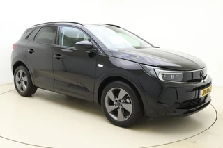 Opel Grandland 1.2 Turbo 130pk GS Line | Navigatie | Camera | Keyless | Electrische achterklep | Dakrails | Stoel & Stuurverwarming | AGR Stoelen | Climate control / 9