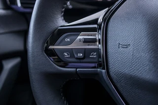 Peugeot 408 1.2 Hybrid 145 e-DCS6 Allure  | 360° Camera | 19" / 34