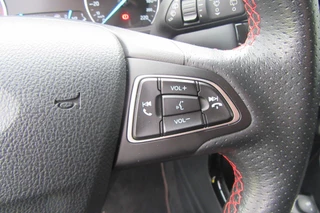 Ford EcoSport 1.0 EcoBoost ST-Line Black Navigatie, Cruise Control / 17
