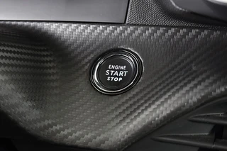 Peugeot 208 1.2 PureTech GT Pack Stoelverwarming Camera Keyless Adaptieve Cruise / 40