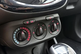 Opel Corsa 1.4 Color Edition Automaat | Stoel & Stuurverwarming | Parkeersensoren voor en achter | Lichtmetalen velgen | DAB radio | Camera / 26