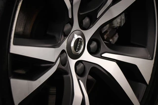 Volvo V60 2.0 T6 Recharge AWD R-Design | PARK ASSIST PACK | DAB | APPLE | VOORRUITVERWARMING | CAMERA / 29