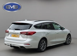 Ford Focus Wagon 1.0 EcoBoost AUTOMAAT Hybrid ST Line Style stoelverwarming, elect bed. trekhaak, 1 e eigenaar, NL auto met nap / 4