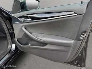BMW 5-serie Touring 530i xDrive / Panoramadak / M-sport / 29