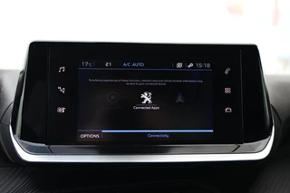 Peugeot 2008 1.2 PureTech Allure|Cruise control|Apple carplay/Android auto|Navi| / 14