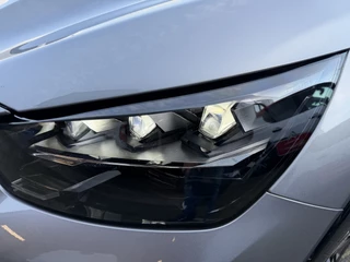 Peugeot 208 100pk GT (Camera - Keyless Entry - Parkeersensoren V+A - LED - Navigatie - Automatische Airco - Draadloos laden - Apple Carplay - 3D Cockpit) / 34