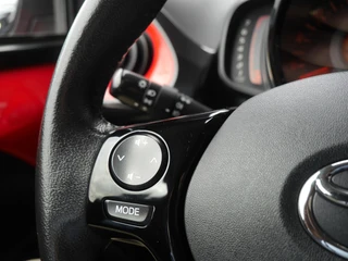 Toyota Aygo 1.0 VVT-i x-cite | Achteruitrijcamera | Airco | 5 Deurs | Lichtmetalen velgen | Led dagrijverlichting | Apple Carplay/Android Auto | Elektrische ramen voor / 15