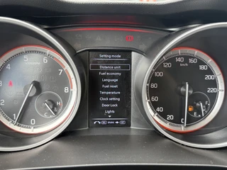 Suzuki Swift 1.2 Club  | Adaptive Cruise | Airco | Bluetooth | Stuurbediening | Dealeronderhouden / 38