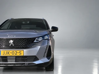 Peugeot 3008 1.6 Plug-in Hybrid 4WD 300 pk GT AUT  | 1e eigenaar | carplay | panoramadak | navigatie | 3D cockpit | 2 laadkabels | BTW / 10