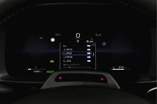 Toyota C-HR 1.8 Hybrid 140 Dynamic  | Dig. Cockpit | Adapt. Cruise | Winterpakket | PDC | Camera | NAV + App. Connect | ECC | DAB | LM 18" | 2989 / 39