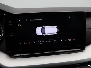 Skoda Octavia Combi 1.5 TSi 150 Pk First Edition | Stoelverwarming | Camera | Cruise Control | Navigatie | CarPlay | Matrix LED | 17 Inch | 60.639 Km !! / 25