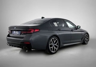 BMW 5-serie 545e xDrive High Executive M Sport | Dakraam | Camera | Autopilot | Stoel-/Stuurverwarming | CarPlay / 2