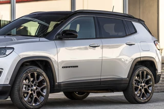 Jeep Compass 4xe 240 Plug-in Hybrid E lectric S | Pano | Alpine Sound | Stoelverkoeling / 17