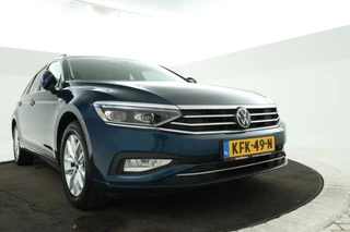 Volkswagen Passat Variant 1.6 TDI Comfort Business  Automaat, Navigatie, Apple carplay, Climate, / 6