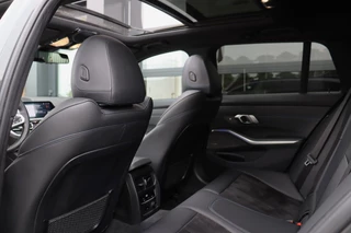 BMW 3-serie Touring 320i High Executive M-Sport |Bomvol!|Pano| Laser | Harman/Kardon | Memory | Camera | Apple Carplay | Head-Up | / 52
