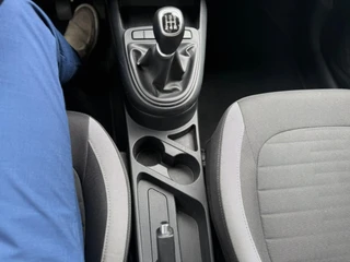 Hyundai i10 1.0i Comfort Smart Navigatie + Camera / Airco / Cruisecontrol! / / 21