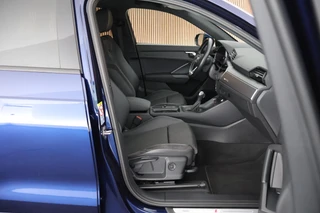 Audi Q3 45 TFSIe 245pk S edition Trekhaak Keyless Stoelverwarming Navigatie Adaptive Cruise S-Line / 13