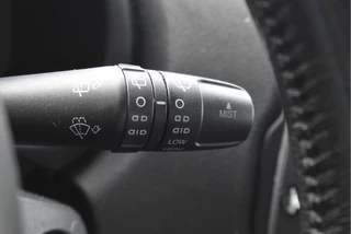 Jeep Renegade 1.4 MultiAir Latitude  | NL-Auto | Cruise Contr | Airco | Bluetooth | LM-Velgen | NAP / 40
