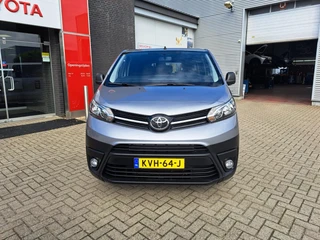 Toyota PROACE Electric Shuttle LONG EXTRA RANGE DYNAMIC 75KWH 8-PERSOONS ROLSTOELAUTO VERLAAGD-INBOUW-OPRIJPLAAT 2x SCHUIFDEUR / 6