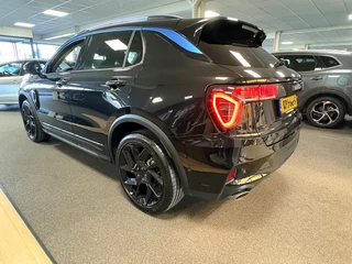 Lynk & Co 01 1.5 / pano / navi / camera / Infinity / memory / elec klep / Apple carplay / 5