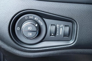 Jeep Renegade 1.4 MultiAir Limited Grijs Kenteken|Parkeersenoren|Navi|EX BTW| / 20
