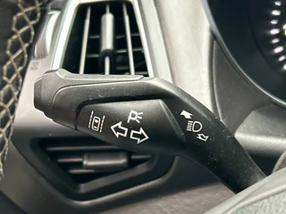 Ford Kuga 1.5 EcoBoost Vignale | Trekhaak | Leder | Panorama | Adaptive-cruise | Stoelverwarming | / 32