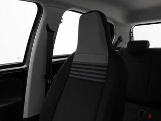 Volkswagen Up! 1.0 | Airco | Elektrische ramen | Bleutooth | DAB | 47.707 Km !! / 23