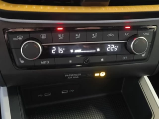 SEAT Arona 1.0 EcoTSI Style Business Connect DSG AUTOMAAT uit 2024 Rijklaar + 12 maanden Bovag-garantie Henk Jongen Auto's in Helmond,  al 50 jaar service zoals 't hoort! / 15