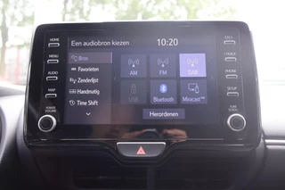 Toyota Yaris 1.5 Hybrid 115 DYNAMIC STOELVERW. LED KOPLAMPEN LENDE STEUN AD-CRUISE CAMERA CLIMA / 26