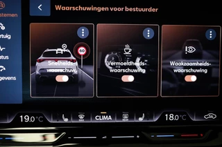 CUPRA Formentor 1.5 TSI e-Hybrid Business | NIEUW | ECLIPSE PACK | MATRIX LED | STUURVERWARMING | DAB | APPLE | CAMERA | 19" / 54
