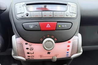 Peugeot 107 1.0-12V XS / 18