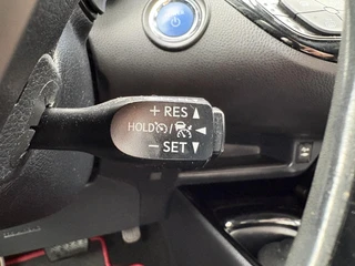 Toyota C-HR 1.8 Hybrid Executive / 24